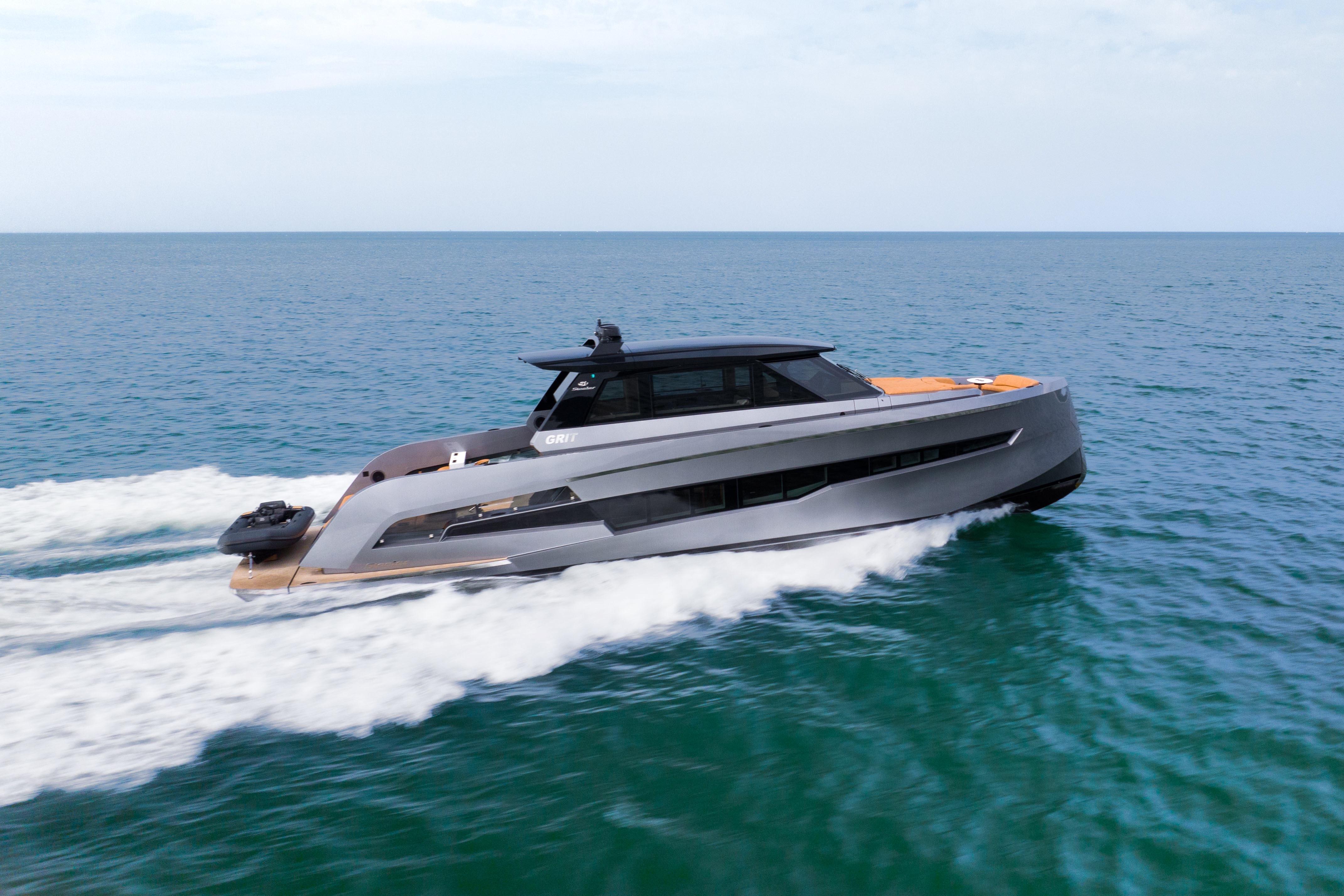 2025 STEELER BRONSON 67 BEACHCLUB